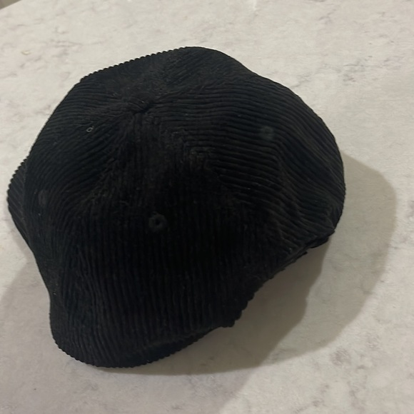 Goat Track Social club corduroy SnapBack hat black - Picture 4 of 8